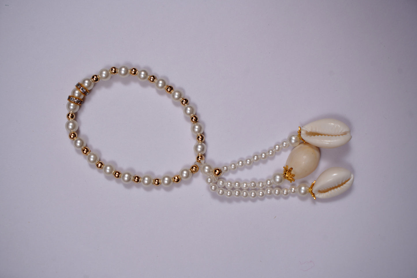 Ivory Pearl Shell Bracelet